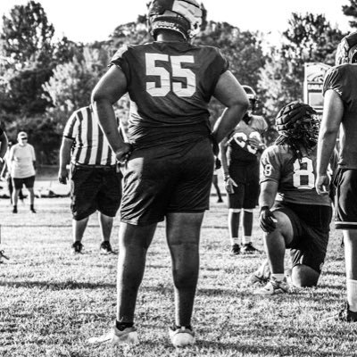 yktvty12's profile picture. 🎸#55|6'2| 296 class of 2026 👨🏾‍🎓 |☆☆☆☆☆ |OL/DT | 🐾IC.Norcom High|all district all region all state|School Email:tyretabron48@gmail.com Phone :757-439-8143.