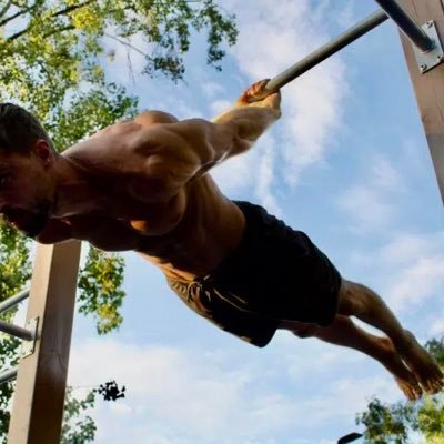 mens calisthenics, hairdresser, all round good bloke