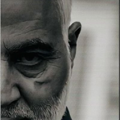 ما ملت امام حسینیم🇮🇷🇮🇷✌️
ما زنده بر آنیم که آرام نگیریم....🌊
شکر خدا را که در پناه حسینیم📿