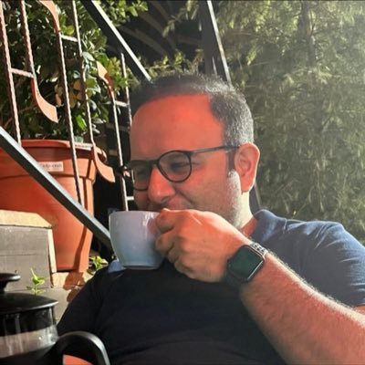 trying to be a better person for myself & my world around. Interested in movies and music. Musician and Software Developer - @SpursOfficial fan