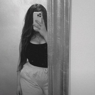 tara13380's profile picture. a new person to the crypto world