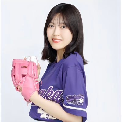 日産スタジアム10thバスラ(両日)でライブ参戦デビュー。推し→柴田柚菜、小川彩、愛宕心響、嘉喜遥香、久保史緒里、乃木坂46以外にももクロ、大原櫻子、超ときめき♡宣伝部ファンでライブはどちらも多数参戦歴あります。プロ野球千葉ロッテファン⚾️