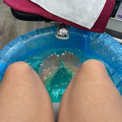 I'm a goddess and I don't take s*** from all this slave so if you know you can submit to me you better don't chat me but I need a loyal slave