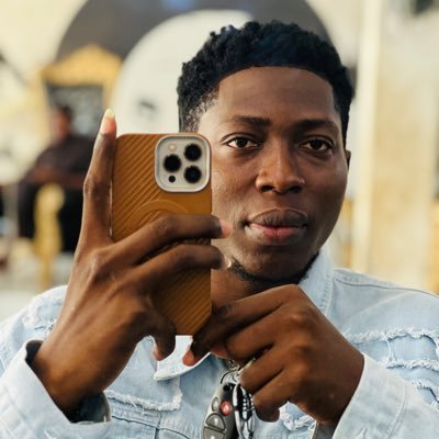 Football analyst. A lifeTime Stan of wizkid - Chelsea -Ronaldo-Muslim-Efootball seller-DMs open for ads & PR! 📩📩📩