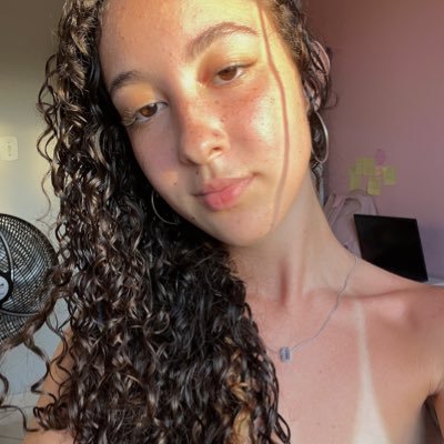 yoyodudis's profile picture. bp is the revolution 🤩