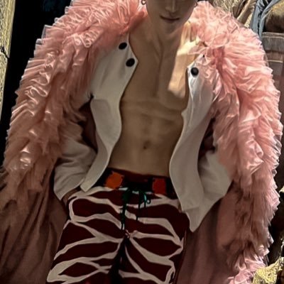 ♀/cosplay/通知×/道草をたくさん食べる🌱OP、ユニバが熱い、ﾎﾗﾅｲ。突然🧟絵投下してる。/FRBご自由に