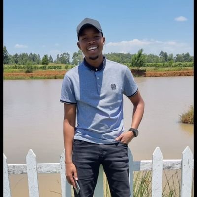 Advocate of the High Court of Kenya,
Chelsea fan and a proud father.