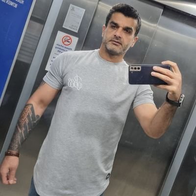 mosiorz's profile picture. 🛻⌚