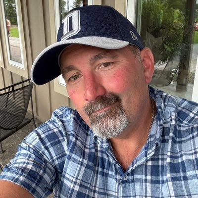 Father , Grandfather and Sports Fan! Fan of breweries and a nice red wine 🍺🍷🍺America First 🇺🇸🇺🇸