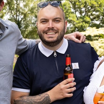 lukeselibas's profile picture. 