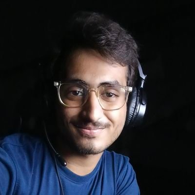 Mrunsrren23's profile picture. CEO Eccentra Studios 
AI expert and Digital Marketing 
50 million views this month
dm for Collab / work
