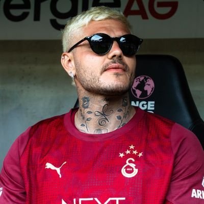 Adanmış Hayatların Umudu Şanlı GALATASARAY
⭐⭐⭐⭐⭐
💛❤️
#TekKrallık
#Hedef26
#Galatasaray
#Şampiyon
#WeAreGala
#FikriHürCimbom