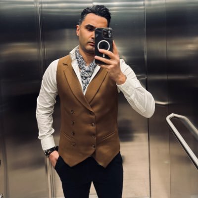 بشدت متنفر از اسلام، آخوند، قاسم کتلت، چپول، اصلاح طلب، خایه مال و ماله کش، خاله نگار، خاله فرناز