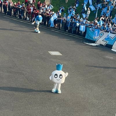 petitdeko's profile picture. frontale🐬🤍'96 疲れはてた社会人女