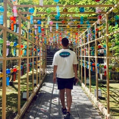 鍼灸師。治療鍼、美容鍼出来ます。 筋トレは日課💪