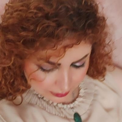 بخند مصنوعی... وانمود کن مست بودی... حتی اگه هست زوری. همرنگ ِ من بودی... آروم و سرد بودی...
https://t.co/t0WLRGbhz0.…