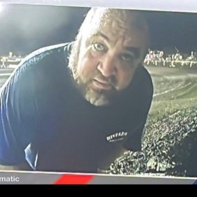 thebarthvader25's profile picture. 