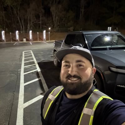 28. Lover of cars, technology, traveling, and sustainability. Diehard Eagles fan. Views are my own and do not reflect my employer. #GoBirds🦅