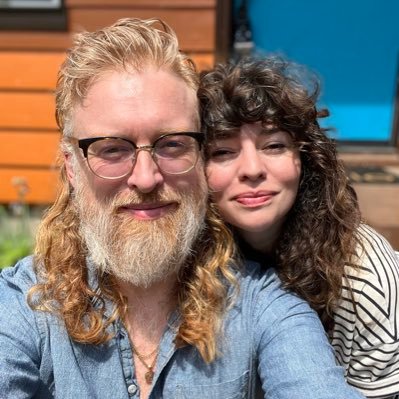 Author of HORSE GIRL FEVER, THE RED-HEADED PILGRIM & CULT OF LORETTA. Co-editor: @poolpartymag. Married to @FemmeInTheory