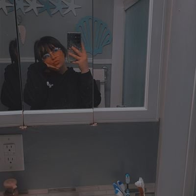 I have no idea • pretty awkward • 10/10 dont recommend • 28ish • she/her
