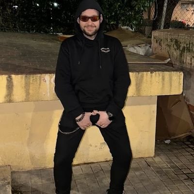 Ride or Die 16 O
CoD Player
Jugador de rugby