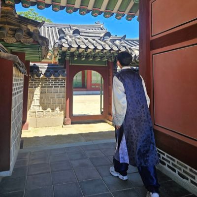 kjvb04's profile picture. 