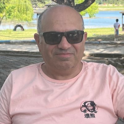 Holder.. #SHIBA Çalmadık çırpmadık yediysek cebimizden harcadıysak hayatımızdan…