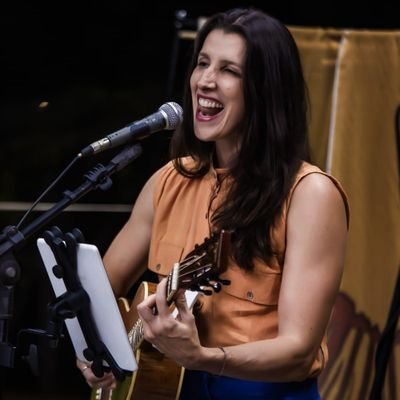 flaviaellensc's profile picture. Otimista desconfiada, faço muitas coisas.
Insta: @flaviaellen @forrodemalungo