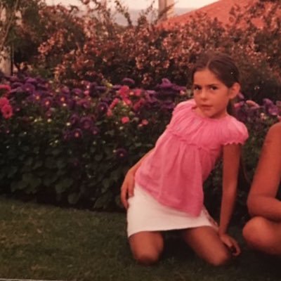 AbrilGodoy31's profile picture. importancia a lo importante