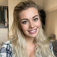 Flora (@flora94490455) 's Twitter Profile
