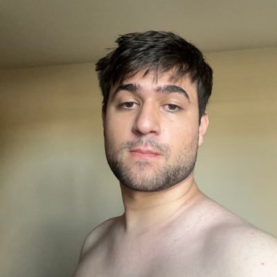 fa de filme e usuário de letterboxd e nas horas vagas estudante de química na UFPR