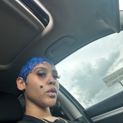 ☆ ♡ 222Yummi ♡ ☆ I don’t be bothering y’all so don’t bother me. content creator. artist. #SplashBykeGang