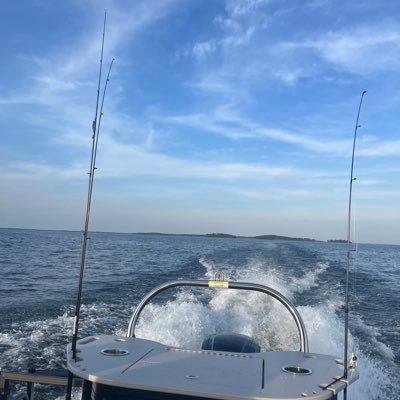 sandlotkid24's profile picture. 