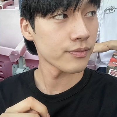 porcheteyo's profile picture. บวชอยู่อย่าเสือก