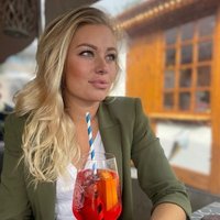 Lyra (@lyra13223) 's Twitter Profile
