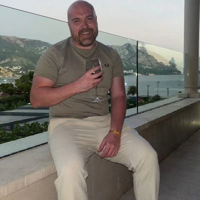 Here for the footy news and the banter. LFC, F1, gym, food, booze, music and travel 🔴🏁💪🥘🍻🎵🎸🌎