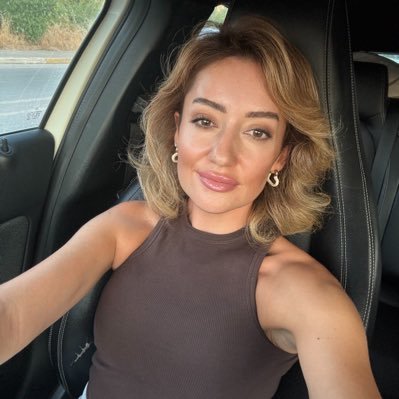 minikmerve's profile picture. 'Eğitimdir ki, bir milleti ya özgür, bağımsız, şanlı, yüksek bir topluluk halinde yaşatır; ya da esaret ve sefalete terk eder.' M. Kemal ATATÜRK