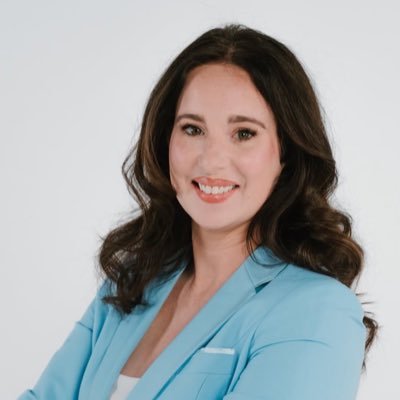 Financial analyst | Dog mom | Trader | Real estate 🏡 | Avid reader | Passionate about self development and Software sales and marketing. $TSLA $BTC