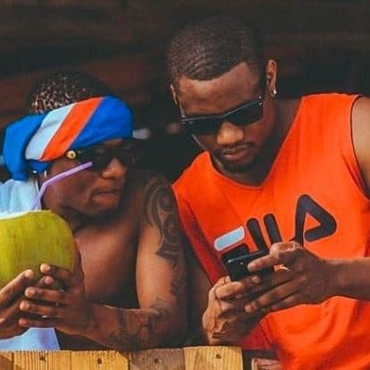 emmystile's profile picture. FC family❤️🦅. DJ Tunez fan

📶