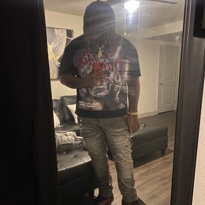 Saklyfe_Ent's profile picture. 