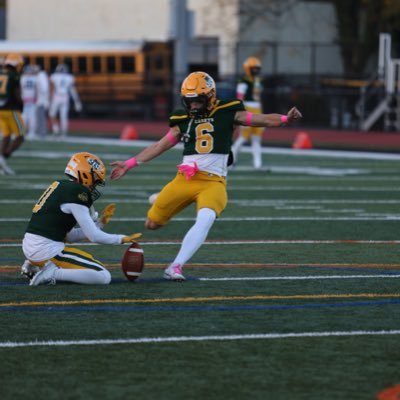 '26 DB/K/P | 5'10 - 185 | Phone #- 732-740-0229 | https://t.co/zBl1qMoZ0n Donovan Catholic | HC: Dan Curcione | #2 ranked kicker in NJ⭐️