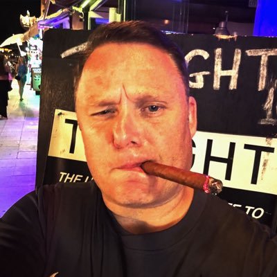 Founder of Highbury Forever 🍻 | Host & Creator of Cannon & Jonezy + North Bank Summit 🎙️ | Regular on @TheMrArsenalPod 📺 | Block 8 Gooner 🔴⚪ | Genius™