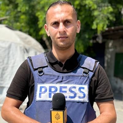 مصور صحفي في مدينة غزة

أنقل لكم الصوت والصورة وعين الحقيقة لتكونوا على إطلاع بما يحدث في شمال غزة