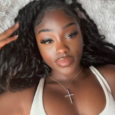 20💕digital princess no meets. DMs for paypigs, simps , & submissives $50 DM FEE no money no response! Findom