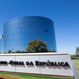 joaodocentro's profile picture. Se nada der certo hoje, levanto mais cedo amanhã e tento novamente!