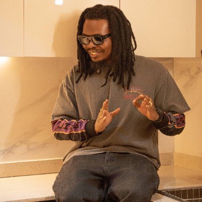 PaulJuwon01's profile picture. SAY LESS PRAY MORE
FORCA BARCA!
YBNL!!