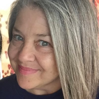positivemee's profile picture. 