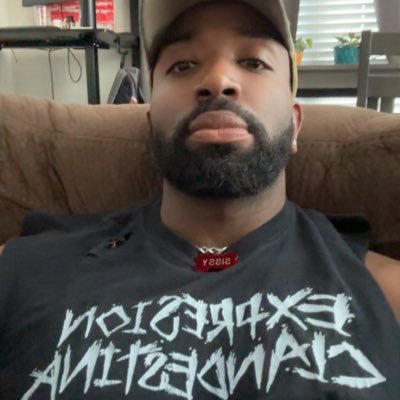 Very gay & fully vers with A.D.D. in DTX. Ima Good time looking for chatting, fun, and content . 🫠 snapchat JustCallMeSissy