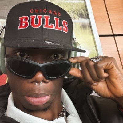 33_watkins's profile picture. WILDIN.