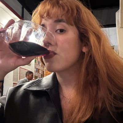 natalievrr's profile picture. 